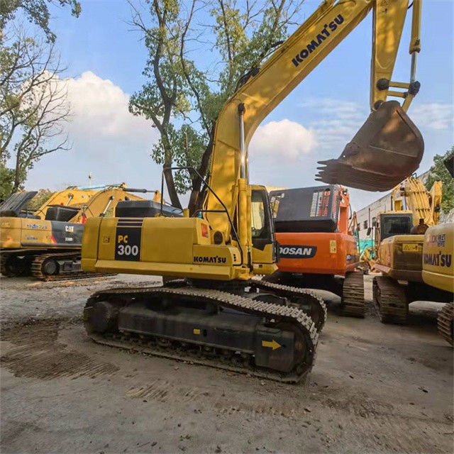 29 Tonnen fast neu aus Japan importierte Exkavatormaschine gebraucht, renoviert Komatsu pc 300
