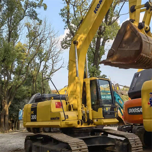 29 Tonnen fast neu aus Japan importierte Exkavatormaschine gebraucht, renoviert Komatsu pc 300