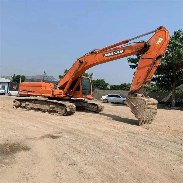 25 Tonnen reifer Gebrauchtbagger für die Arbeit und erfahrener Gebraucht Korea importiert Doosan DX 260LC