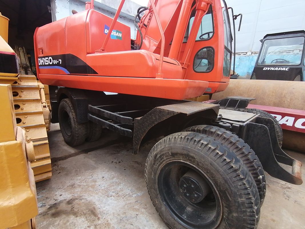 Bereit für die Arbeit und erfahrene gebrauchte Korea Gebraucht Bagger DH150W-7 in gutem Zustand