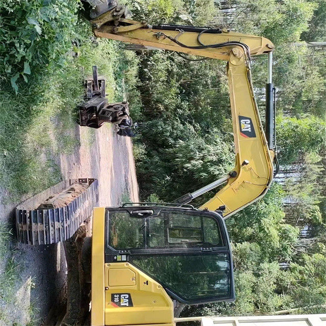 9.44 Tonnen fast neu aus Japan importierte Exkavatormaschine CAT 310