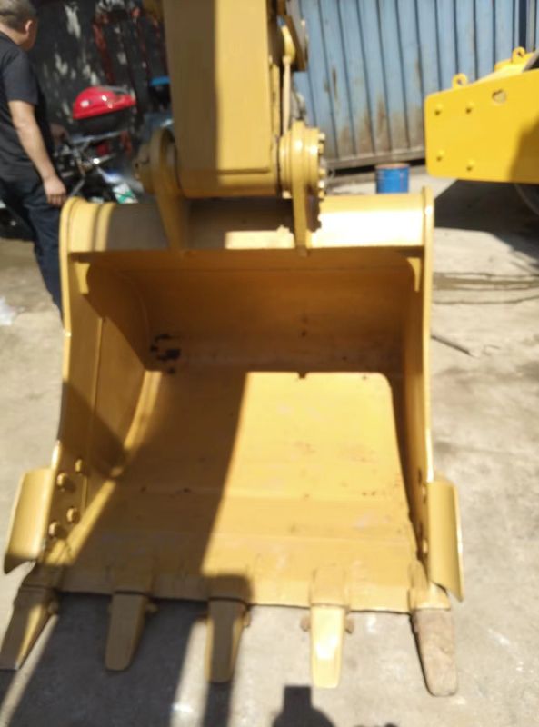 17.9 Tonnen fast neu aus Japan importierte Exkavatormaschine CAT 318 D2L