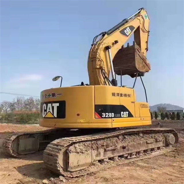 34.7 Tonnen, einsatzbereit und erfahren, gebraucht Japan Caterpillar 328 D in gutem Zustand.