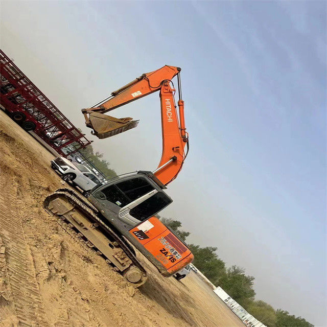30.2 Tonnen, einsatzbereit und erfahren, Japan importierte Hitachi ZX 300 LC in gutem Zustand.