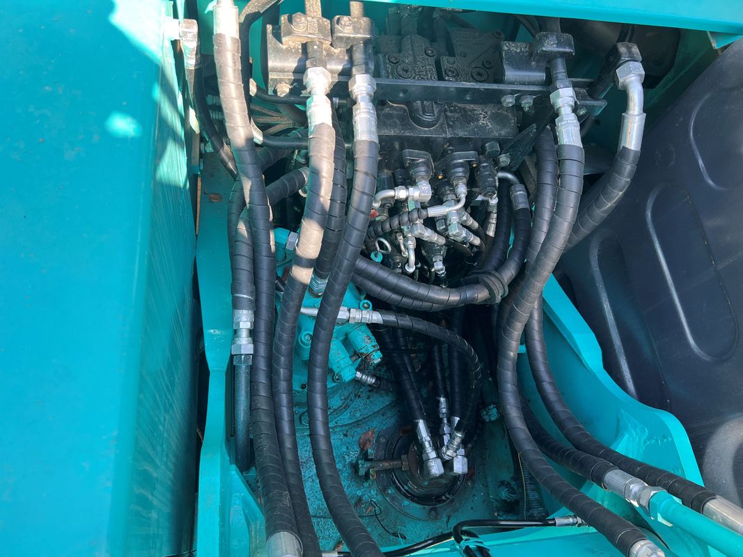 Gebraucht Bagger Kobelco Sk140lc 8 Crawler Bagger Kran Gewicht 13,3 t