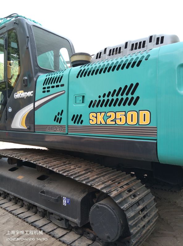 170 KN Tear Out Kobelco Sk250d Bagger Gewicht 24,7 t Motorleistung 131 kW