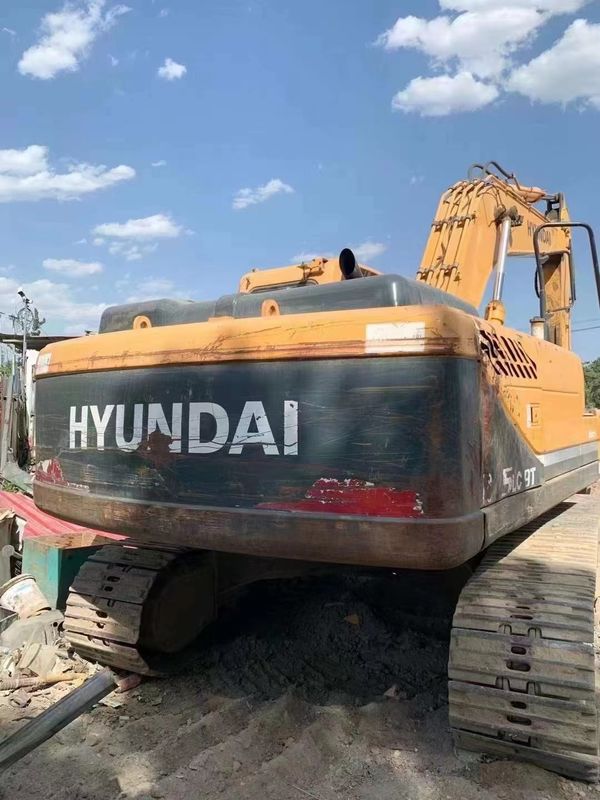Gebrauchtes Hyundai R215 in gutem Zustand, bereit für die Arbeit und erfahren aus Korea importiert