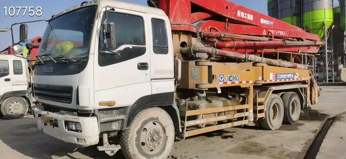 6×4 oder 8×4 Antrieb bereit zur Arbeit XCMG HB37A 37 m Betonpumpen für Betonlieferung und Gießen