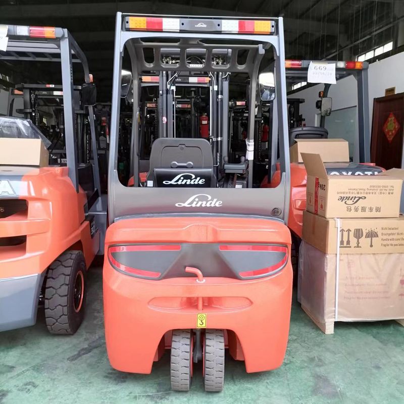 Chinesisch Gebrauchtes kompaktes Elektrogabelstapler Linde CPDT Gabelstapler Motorleistung 1,5-2 Tonnen