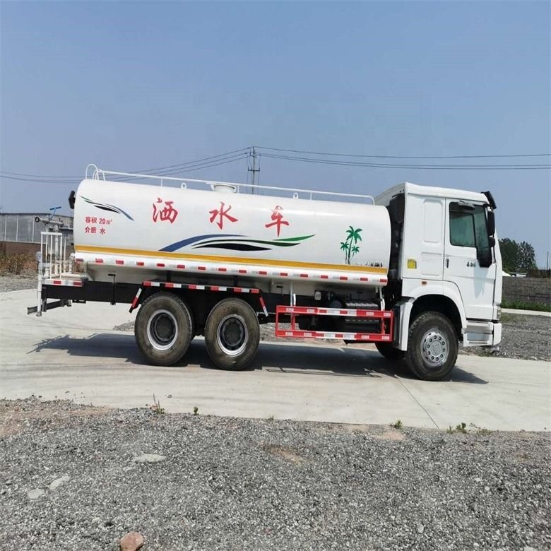 Kohlenstoffstahl Tank Isuzu Howo Wasserfahrzeug perfektes Zustand Japan importiert aus zweiter Hand