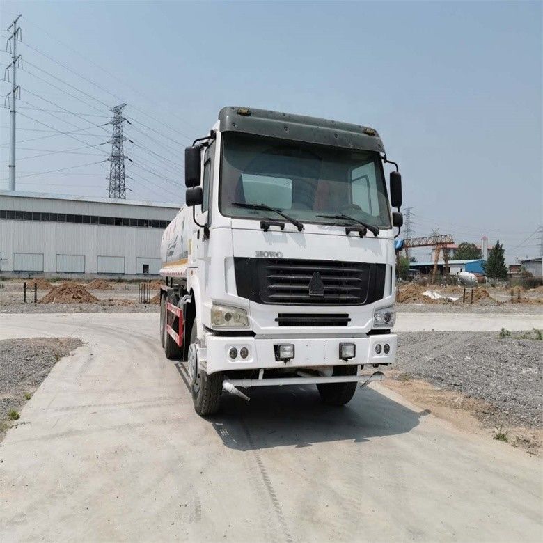 Kohlenstoffstahl Tank Isuzu Howo Wasserfahrzeug perfektes Zustand Japan importiert aus zweiter Hand