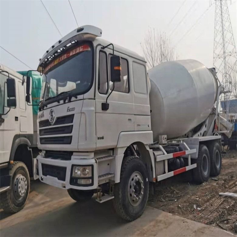 Zweitgebrauchene Shacman F3000 Beton-Zementmischer-Lkw mit 20r/min Mischtrommelgeschwindigkeit
