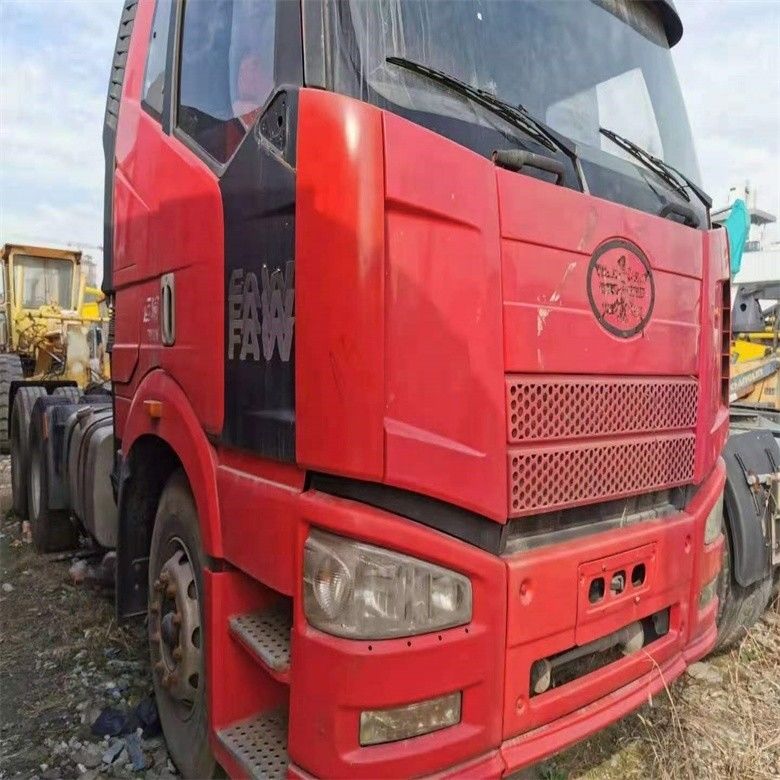 10 Vorwärtsverschaltungsnummer verwendet Faw Traktor Schwerlastwagen 6*4 mit Multimedia-System