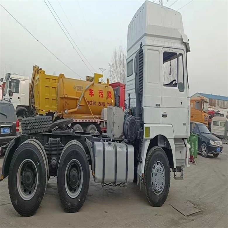 Second Hand Shacman 6 X 4 ADE X3000 mit normalen Fahrersitz und Handgetriebe