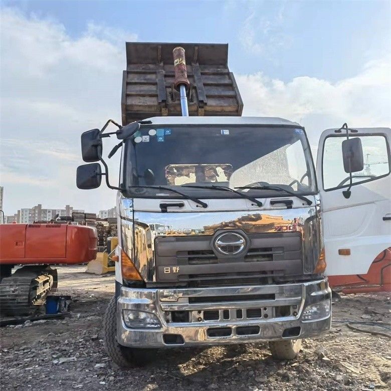 Gebraucht Japan Hino Gebraucht Dump Trucks mit YUCHAI Motor in Arbeitszeiten 2020