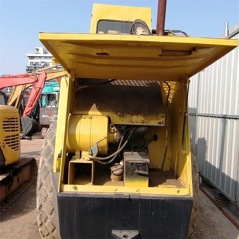 Dieselmotor Straßenbelag Bomag BW217D-2 Gebrauchtes Einzeltrommel Schaffuß Hydraulische Straßenrolle