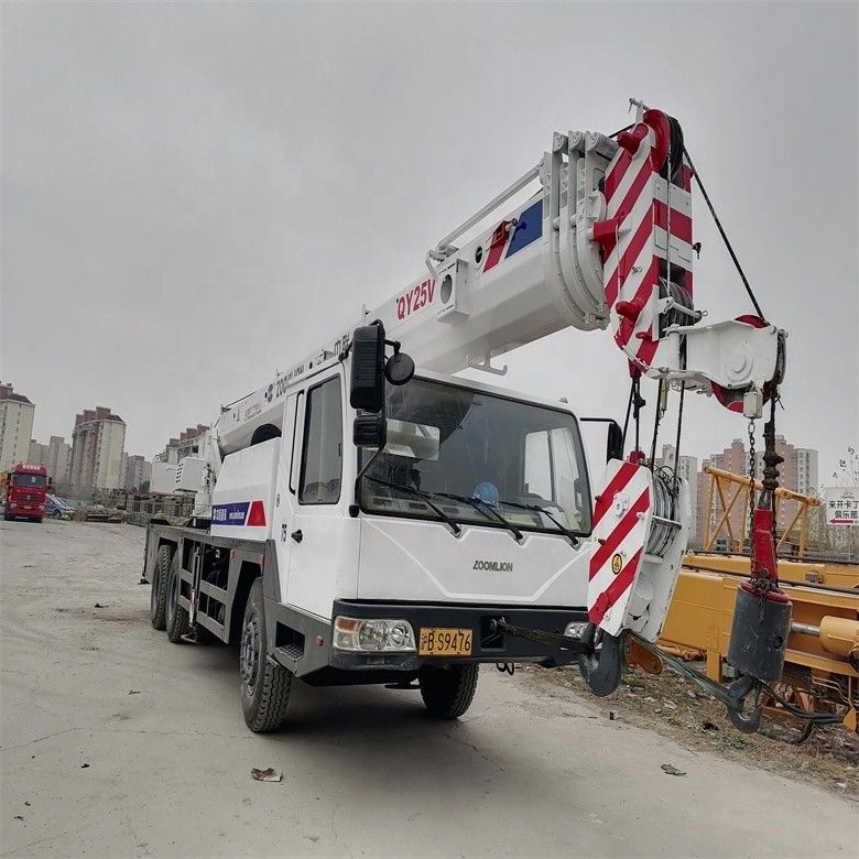 Gebraucht Zoomlion QY25V 20 Tonnen mobiler Lastkraftwagen mit 3000-4000 Arbeitsstunden