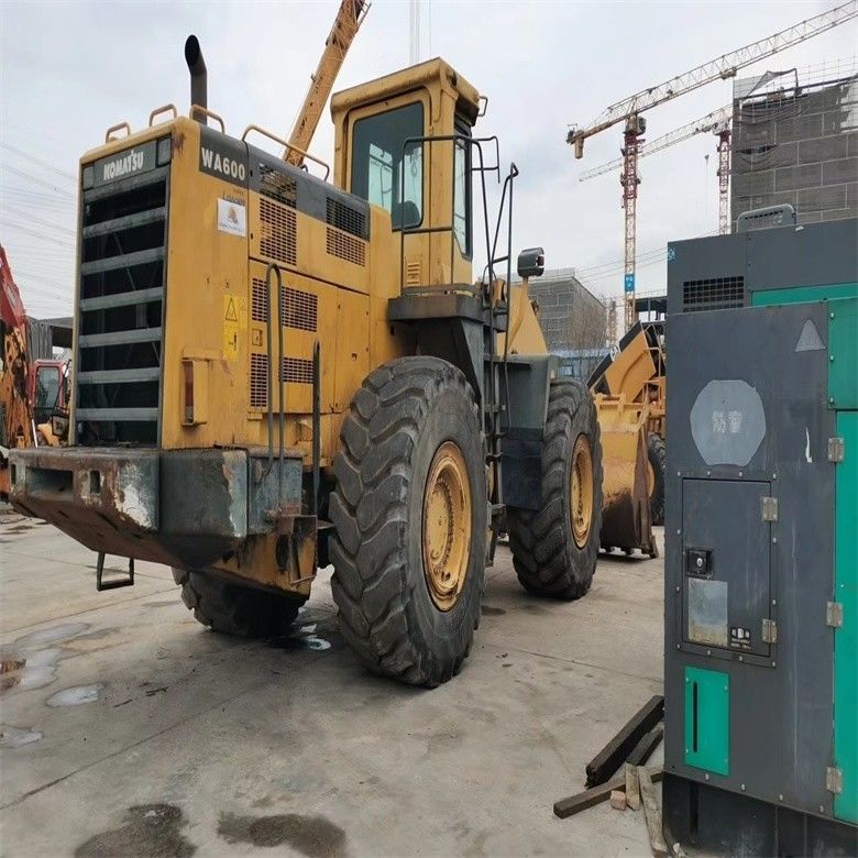 Bau 12 Tonnen Gebraucht Komatsu WA600-3 Radlader 600 Modell Schwerer Frontkopflader WA600-6