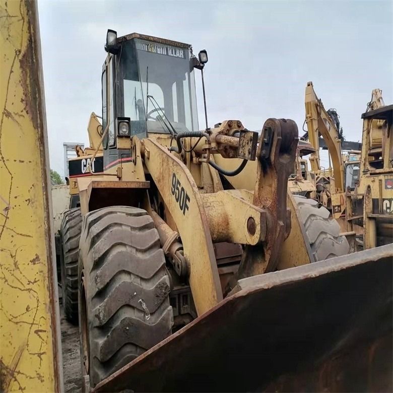 Caterpillar 950F 17 Tonnen Radlader mit 6,6 L Hubraum und 3200-3300 Arbeitsstunden