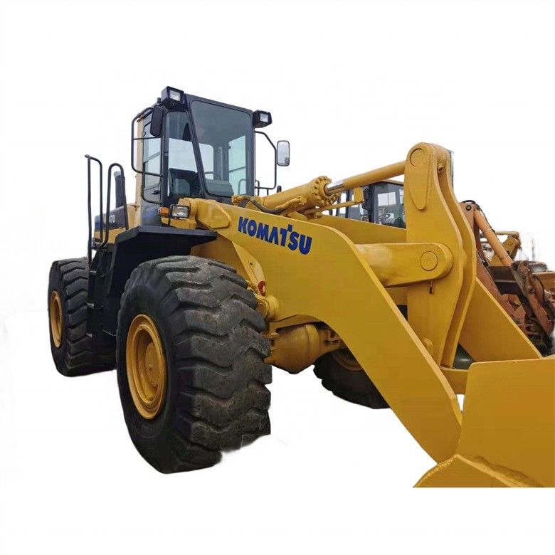 Komatsu WA470-3 mit einer Nennlast von 7 Tonnen und einem Hubraum von 11 L aus Japan
