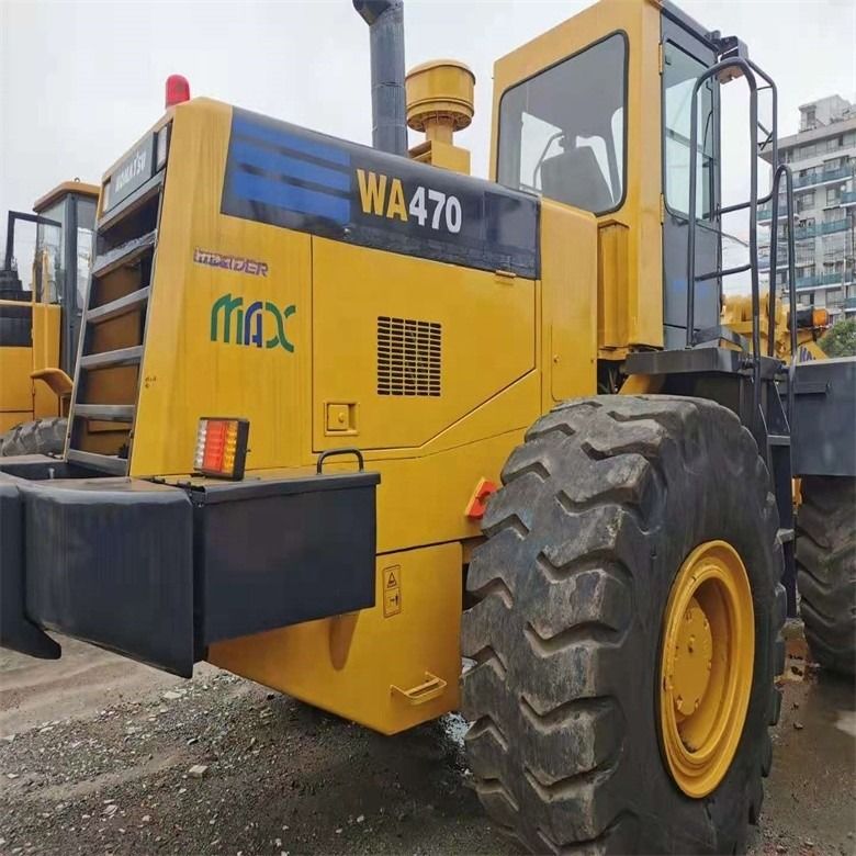 Komatsu WA470-3 mit einer Nennlast von 7 Tonnen und einem Hubraum von 11 L aus Japan
