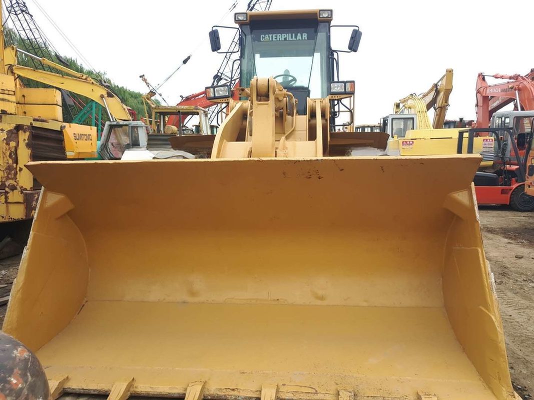 Erschwinglicher Gebraucht-Cat 966G-Radlader mit 5,5 m3 Eimer und Caterpillar-Motor
