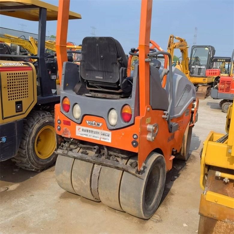 2.5 Tonnen verwendeter Hamm-Roller-Verdichter HD35VT in Originalfarbe mit einer Antriebskraft von 28KN