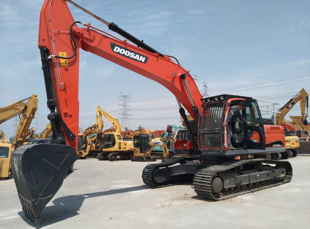Gebraucht DOOSAN Crawler Bagger DX300LC-9C Transporthöhe 3,475M Hochleistung